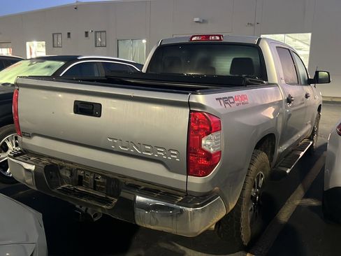 Used 2018 Toyota Tundra SR5 w/ TRD Off Road Package image 9