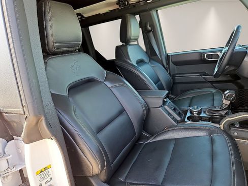 Used 2025 Ford Bronco Badlands AWD/4WD image 10