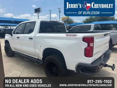 Used 2021 Chevrolet Silverado 1500 LT Trail Boss w/ Convenience Package II AWD/4WD image 5