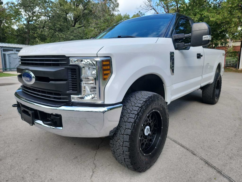 Used 2019 Ford F250 XL w/ XL Value Package AWD/4WD image 4