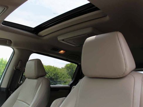 Used 2018 Honda Odyssey Elite image 24
