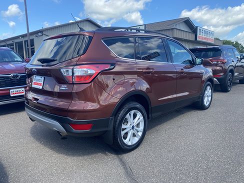 Used 2018 Ford Escape SEL AWD/4WD image 2