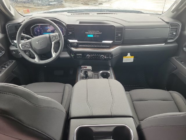New 2026 Chevrolet Silverado 1500 RST w/ Z71 Off-Road Package AWD/4WD image 13