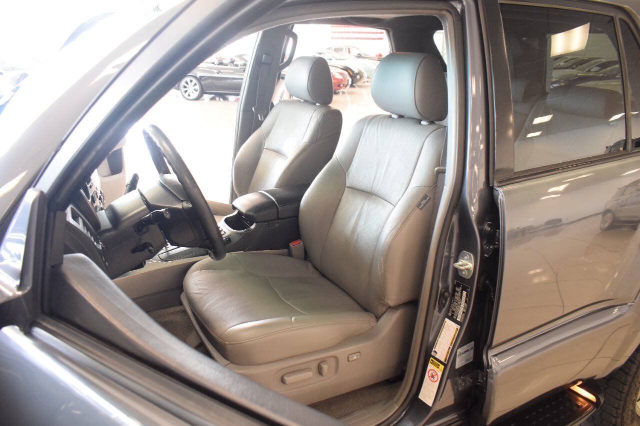 Used 2007 Toyota 4Runner Limited AWD/4WD image 54