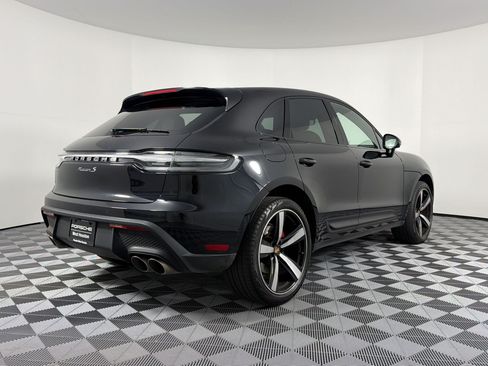 Certified 2024 Porsche Macan S AWD/4WD image 9