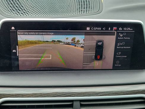 Used 2020 BMW 750i xDrive w/ Executive Package AWD/4WD image 21