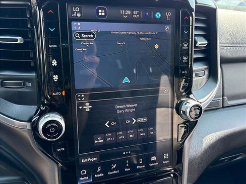 Used 2023 RAM 2500 Laramie AWD/4WD image 12