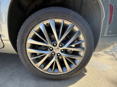 New 2026 Buick Enclave Avenir w/ Super Cruise Package image 37