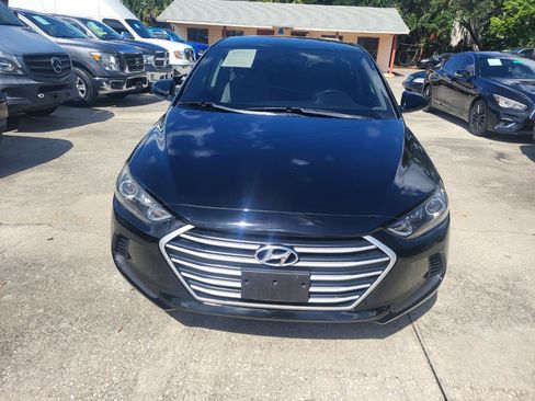Used 2017 Hyundai Elantra SE FWD image 11