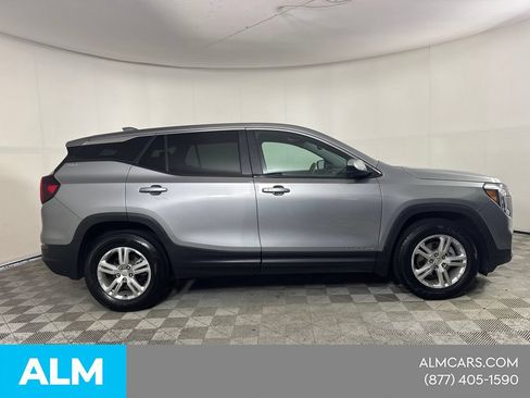 Used 2024 GMC Terrain SLE AWD/4WD image 5