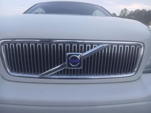 Used 1999 Volvo C70 LT image 45