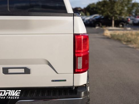 Used 2020 Ford F150 Lariat image 13