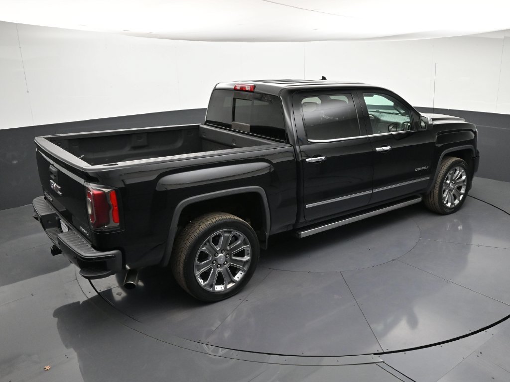 Used 2018 GMC Sierra 1500 Denali w/ Denali Ultimate Package AWD/4WD image 19