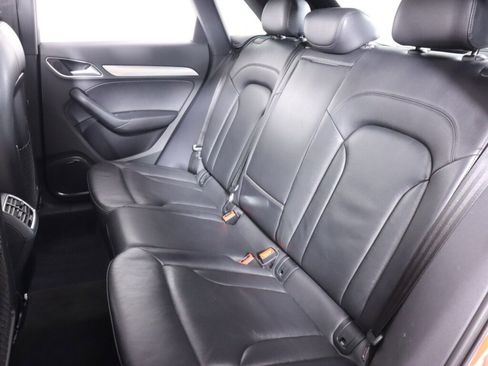 Used 2018 Audi Q3 2.0T Premium Plus image 32