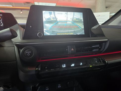Used 2023 Toyota Prius Prime FWD image 22