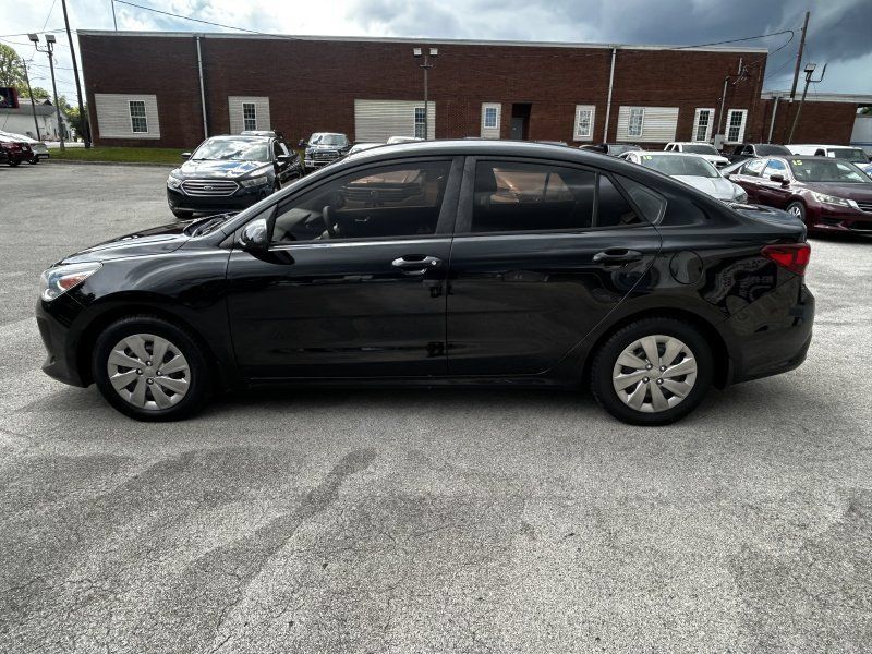 Used 2019 Kia Rio S FWD image 2