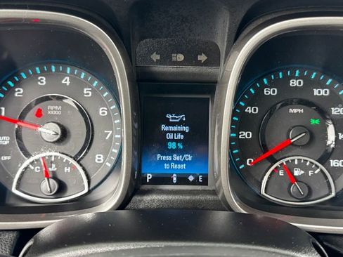 Used 2015 Chevrolet Malibu LT FWD image 18