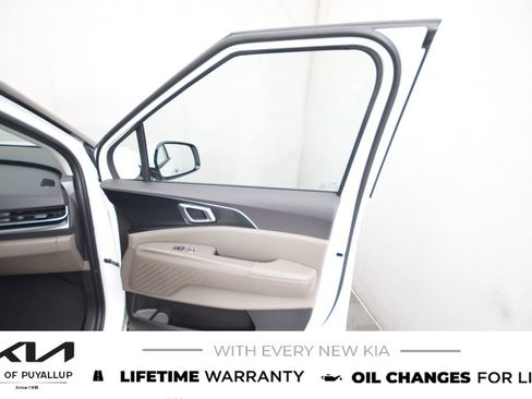 New 2026 Kia Carnival LXS image 15