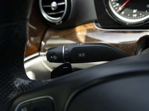 Used 2018 Mercedes-Benz E 300 image 23