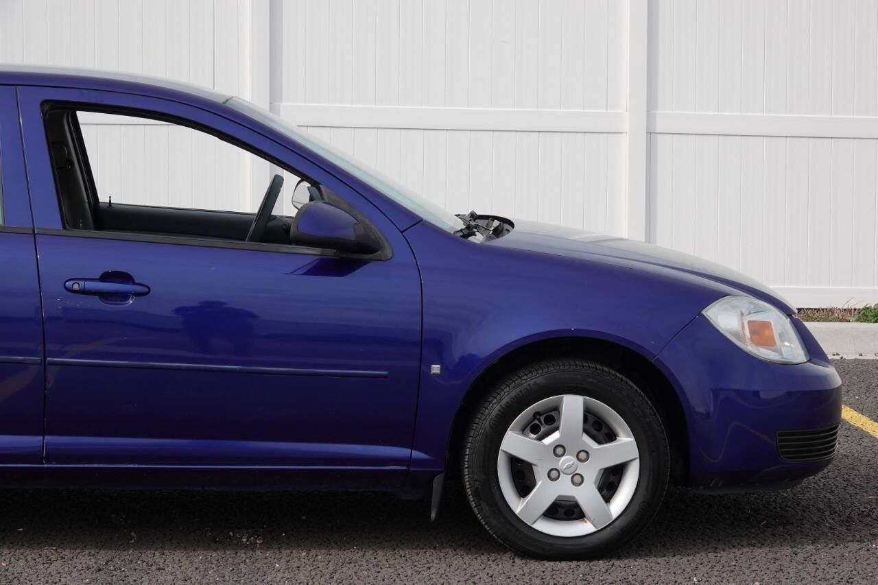 Used 2007 Chevrolet Cobalt LT FWD image 25