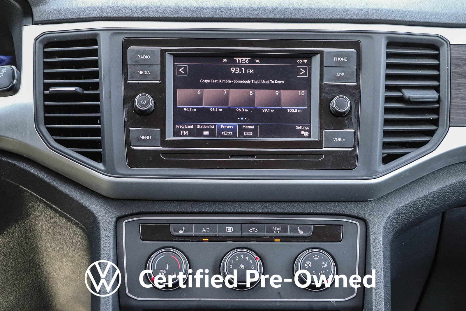 Certified 2023 Volkswagen Atlas SE FWD image 15