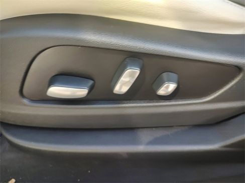 Used 2020 Cadillac XT6 Sport image 27