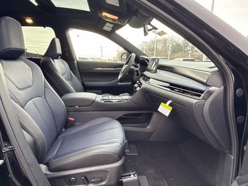 New 2026 INFINITI QX60 Sport image 20