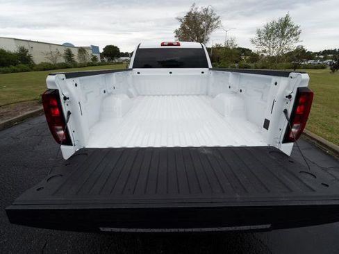 Used 2025 GMC Sierra 1500 Pro w/ Pro Value Package image 12