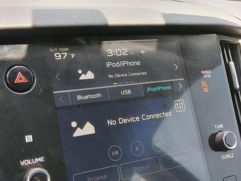 Used 2023 Subaru Outback Premium AWD/4WD image 23