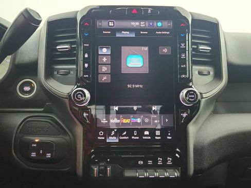 New 2026 RAM 2500 Tradesman AWD/4WD image 16