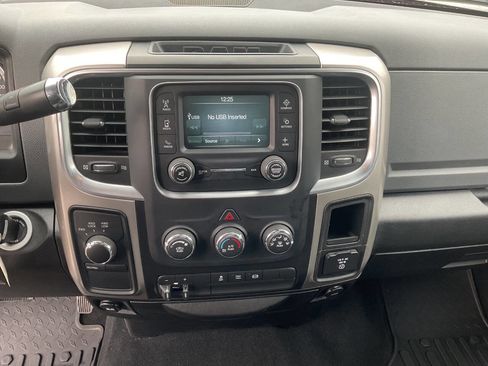 Used 2018 RAM 3500 SLT image 24