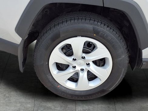 Used 2023 Toyota RAV4 LE FWD image 9