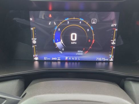 Used 2023 Chevrolet Colorado Z71 w/ Z71 Convenience Package 2 AWD/4WD image 15