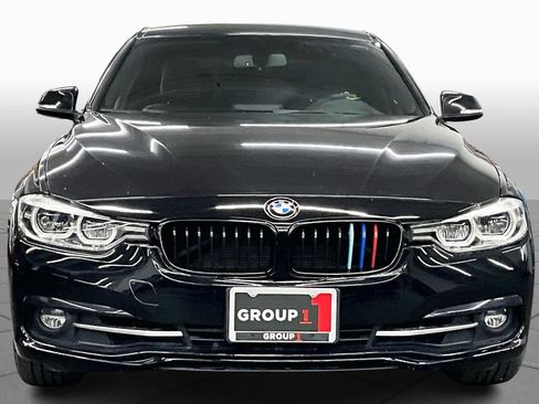 Used 2018 BMW 330i image 3