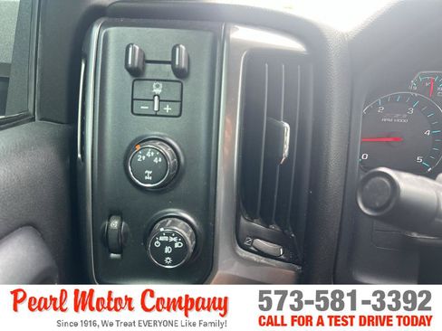 Used 2016 Chevrolet Silverado 2500 LT w/ LT Convenience Package AWD/4WD image 14