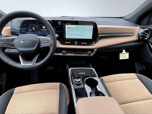 New 2026 Chevrolet Equinox ACTIV w/ Convenience Package III image 5