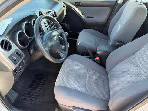 Used 2006 Toyota Matrix image 9