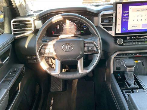 Used 2023 Toyota Sequoia Limited image 5