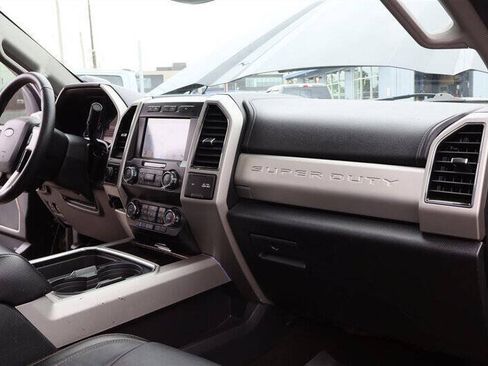 Used 2019 Ford F350 Lariat w/ Lariat Ultimate Package AWD/4WD image 32
