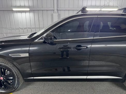 Used 2021 Jaguar F-PACE R-Dynamic S AWD/4WD image 19
