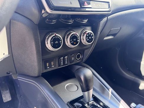 Used 2020 Mitsubishi Outlander Sport ES image 24