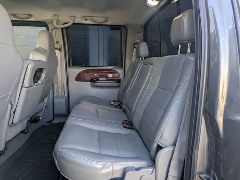 Used 2006 Ford F350 XL image 22