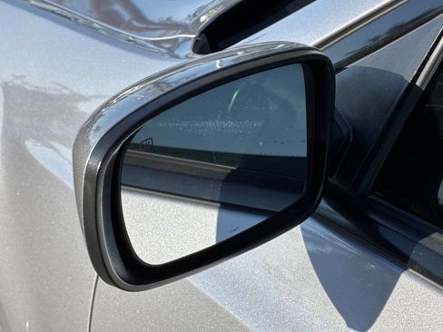 Used 2018 Chrysler 300 S AWD/4WD image 49