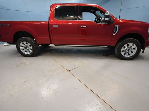 Used 2022 Ford F250 Platinum AWD/4WD image 41