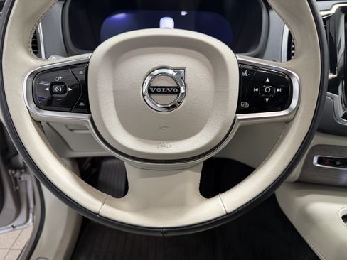 Used 2023 Volvo XC90 B6 Ultimate w/ Lounge Package AWD/4WD image 13