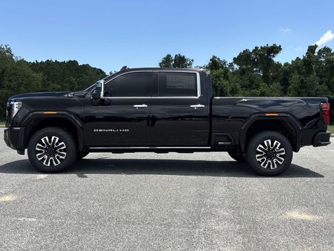 New 2025 GMC Sierra 3500 Denali Ultimate AWD/4WD image 34