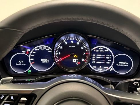 Certified 2019 Porsche Cayenne S AWD/4WD image 18
