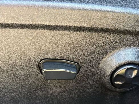 Used 2012 Dodge Journey SXT w/ Flexible Seating Group FWD image 16
