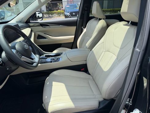 Used 2023 INFINITI QX60 Luxe w/ Performance Audio Package FWD image 10