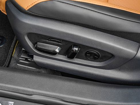 New 2025 Lexus ES 350 ES 350 Luxury image 24